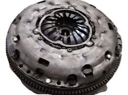 SPRZEGLO KOLO DWUMASOWE 03L141026B AUDI VW SKODA