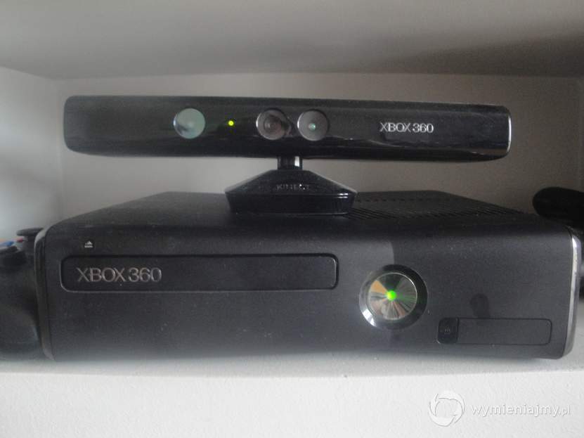 Konsola Xbox 360,czarna+kinect+3pady zdjęcie 1